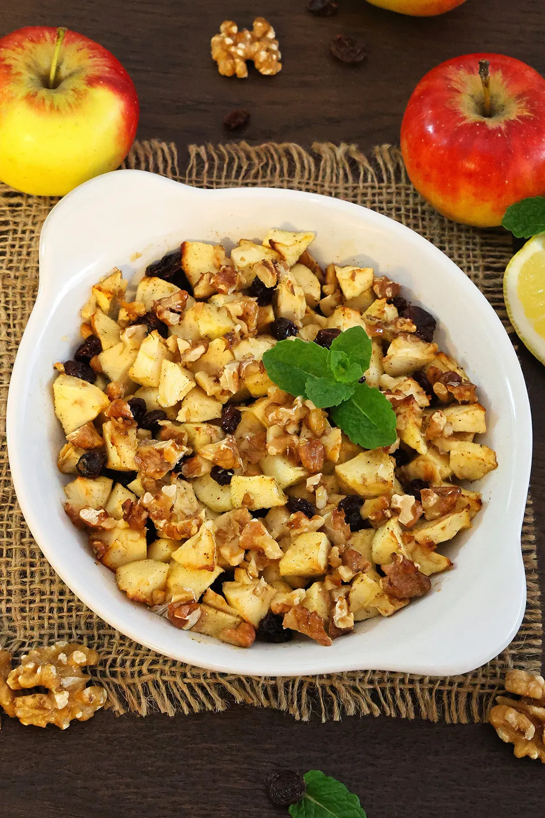 Apfel Rosinen Dessert aus der Heißluftfritteuse-Dessert-ballesworld
