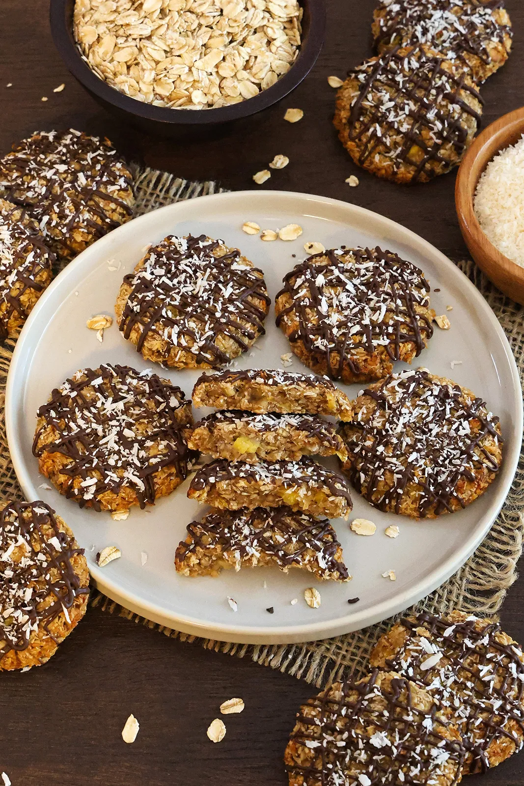 Banane-Ananas-Kekse mit Haferflocken und Kokos-Ohne Zucker-ballesworld