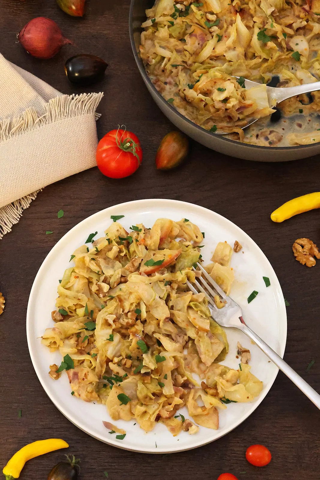 Cremiger Spitzkohl mit Honig-Senf-Knusper-Hauptgericht-ballesworld