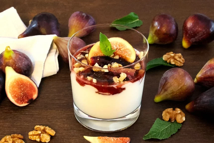 Griechischer Joghurt mit karamellisierten Feigen-Rezept-ballesworld